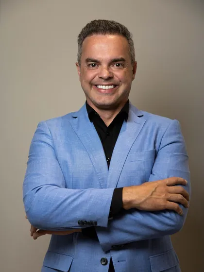 Dr. Vinícius Costa, CRM-MG 38.724